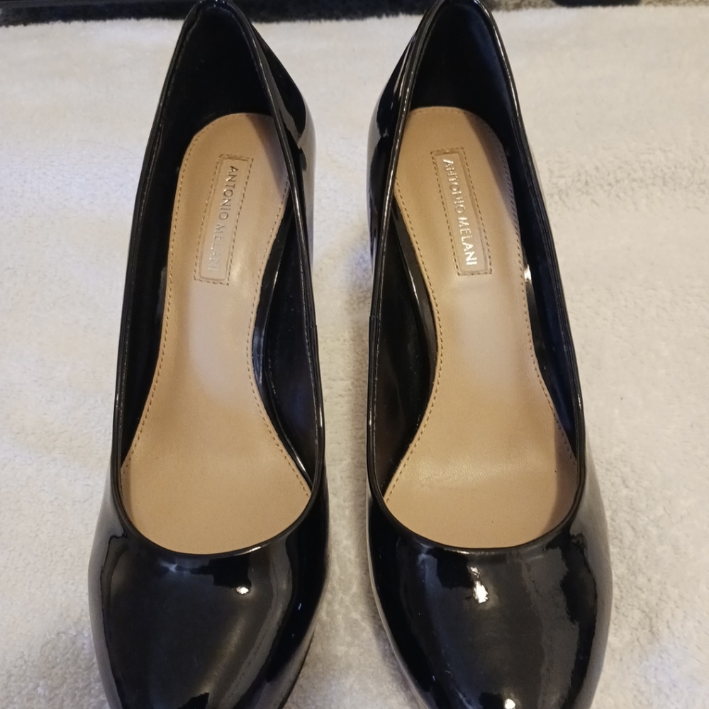 Ladies shoes